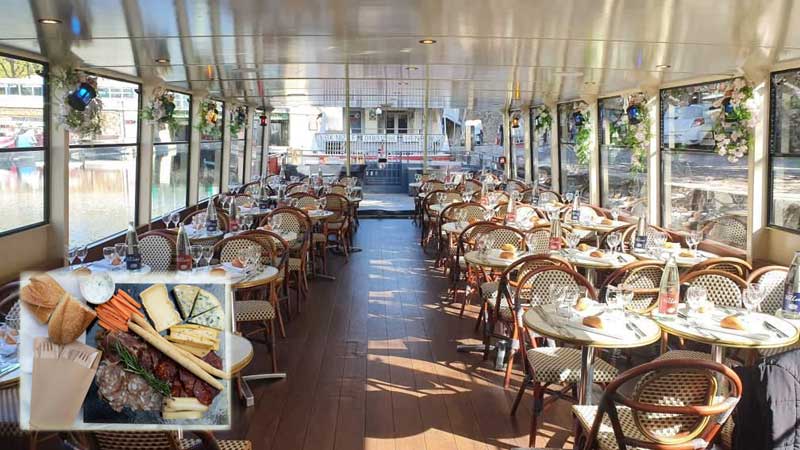 Parisian guinguette gourmand cruise on the Seine